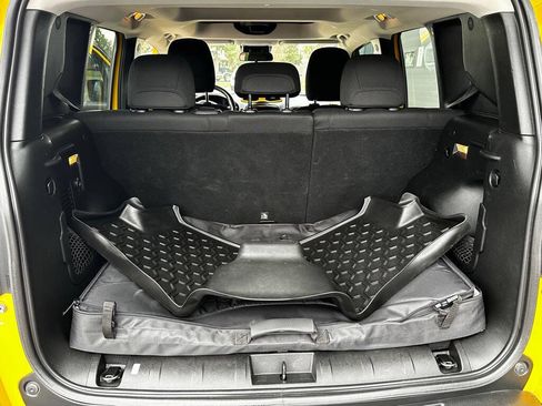 Used 2016 Jeep Renegade Latitude FWD image 8