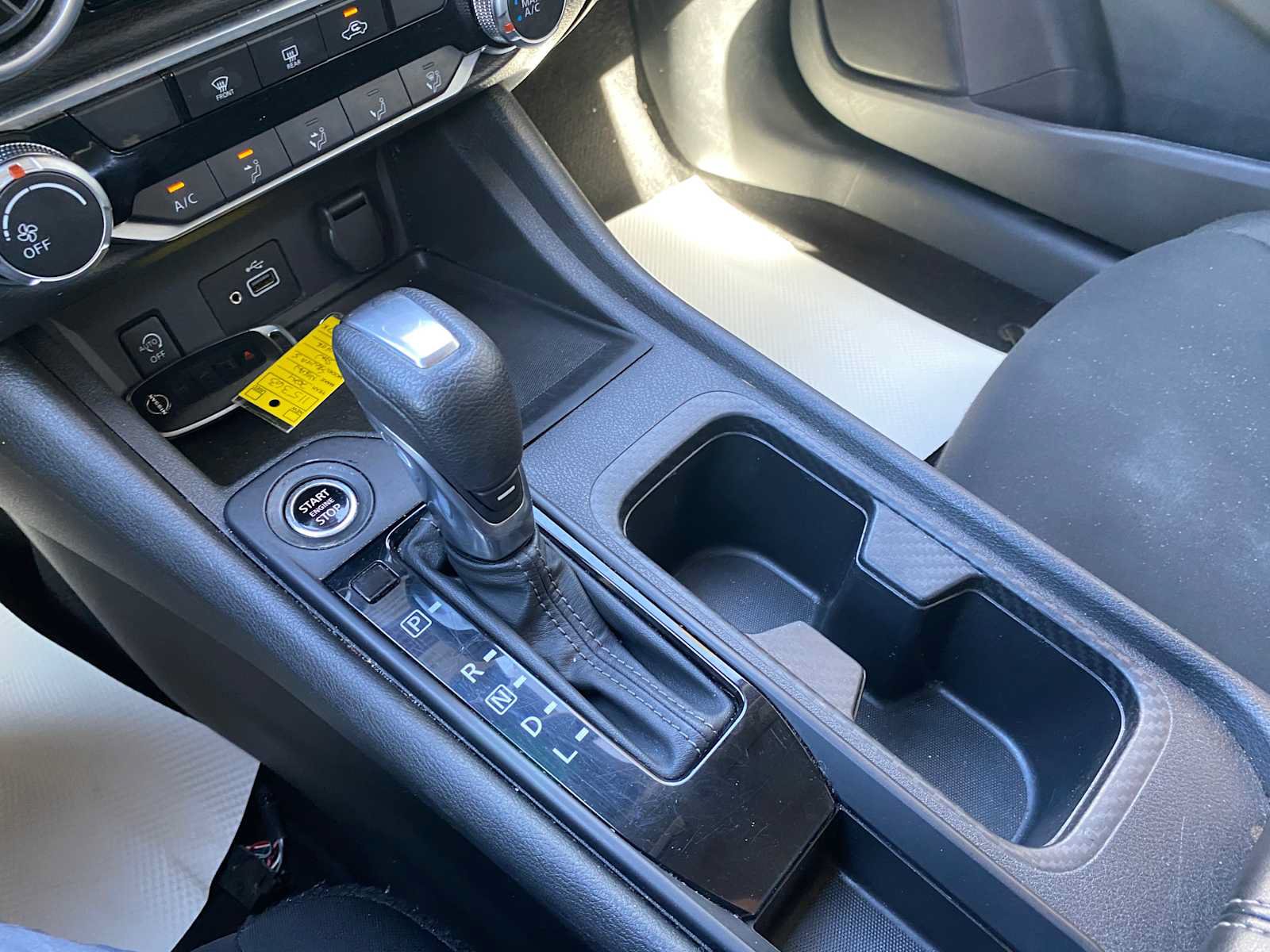 Used 2024 Nissan Sentra S FWD image 22