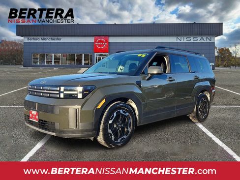 Used 2024 Hyundai Santa Fe SEL image 1