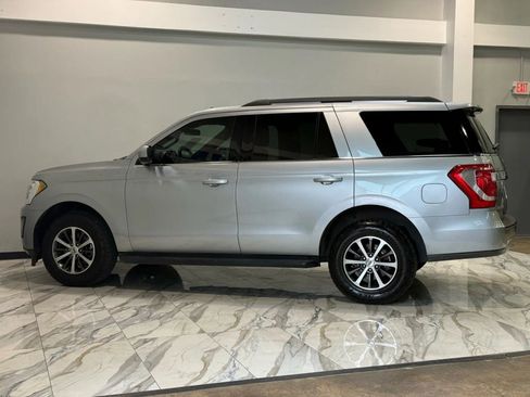 Used 2020 Ford Expedition XLT image 9
