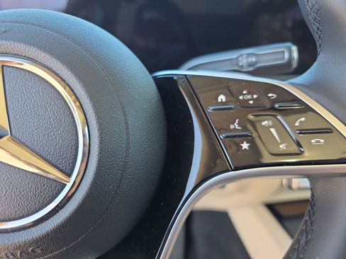 Certified 2024 Mercedes-Benz GLE 450 4MATIC image 18