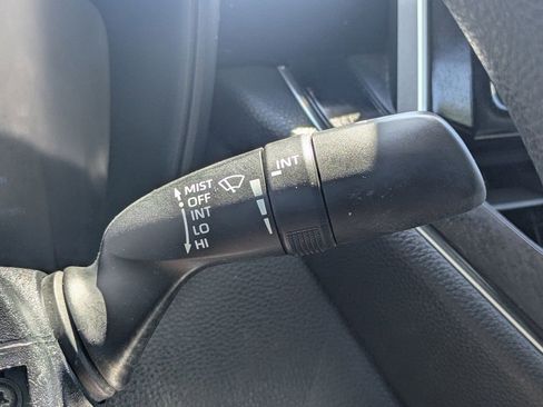 Used 2020 Toyota Corolla LE image 25