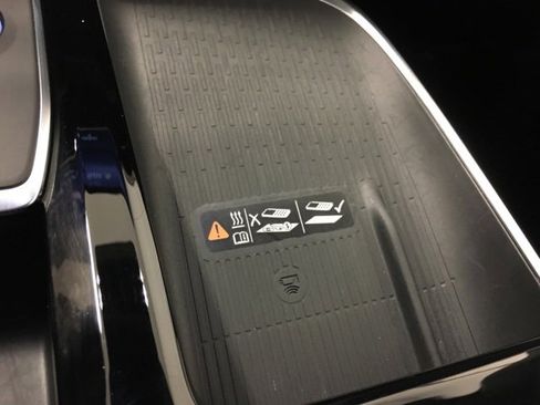 Used 2025 Buick Enclave Preferred image 23