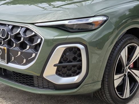 New 2026 Audi SQ5 Premium Plus AWD/4WD image 12