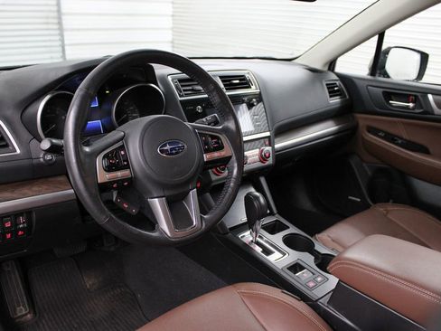 Used 2017 Subaru Outback 3.6R Touring w/ Popular Package #5A image 18