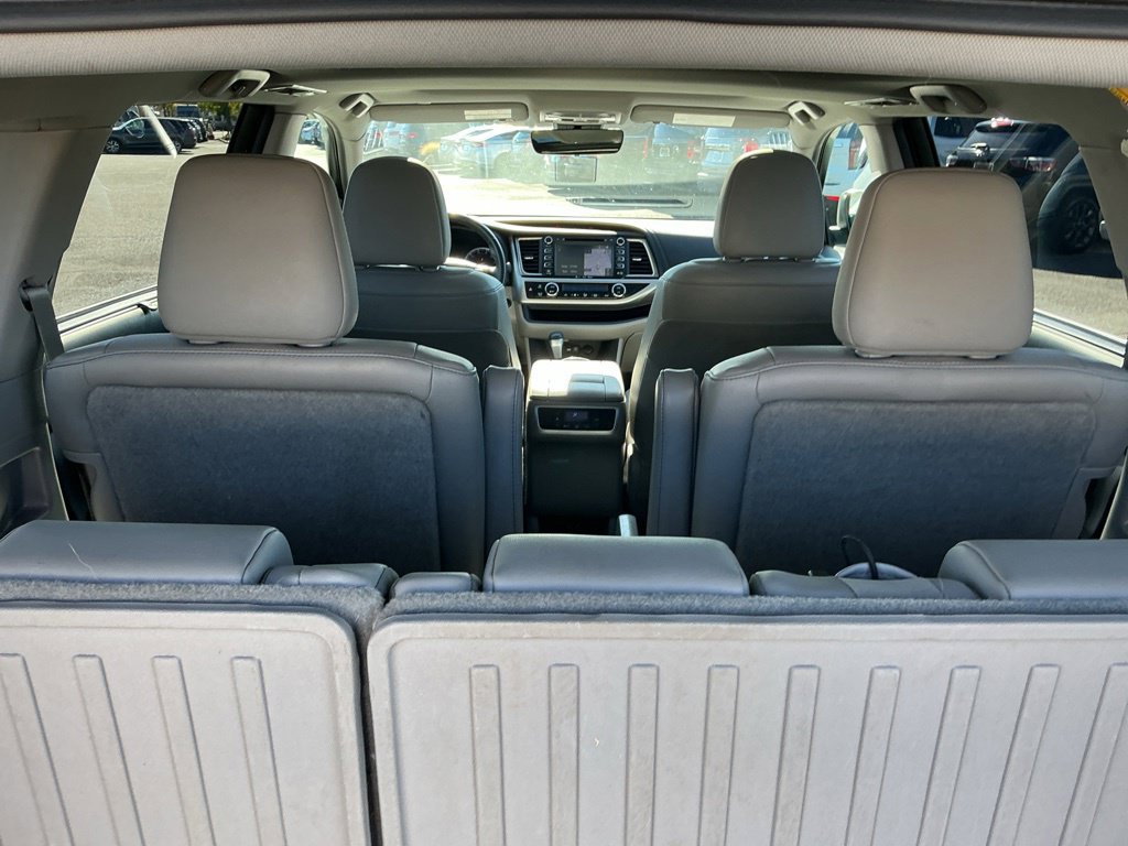 Used 2019 Toyota Highlander Limited AWD/4WD image 33