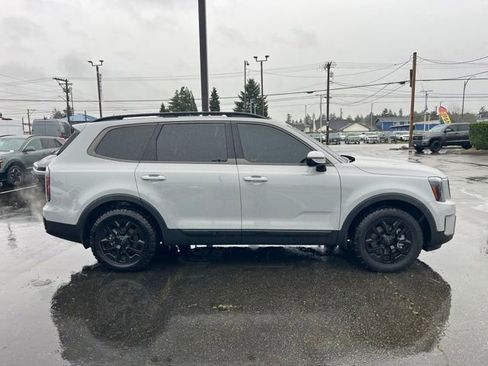 Certified 2025 Kia Telluride SX Prestige X-Pro image 4