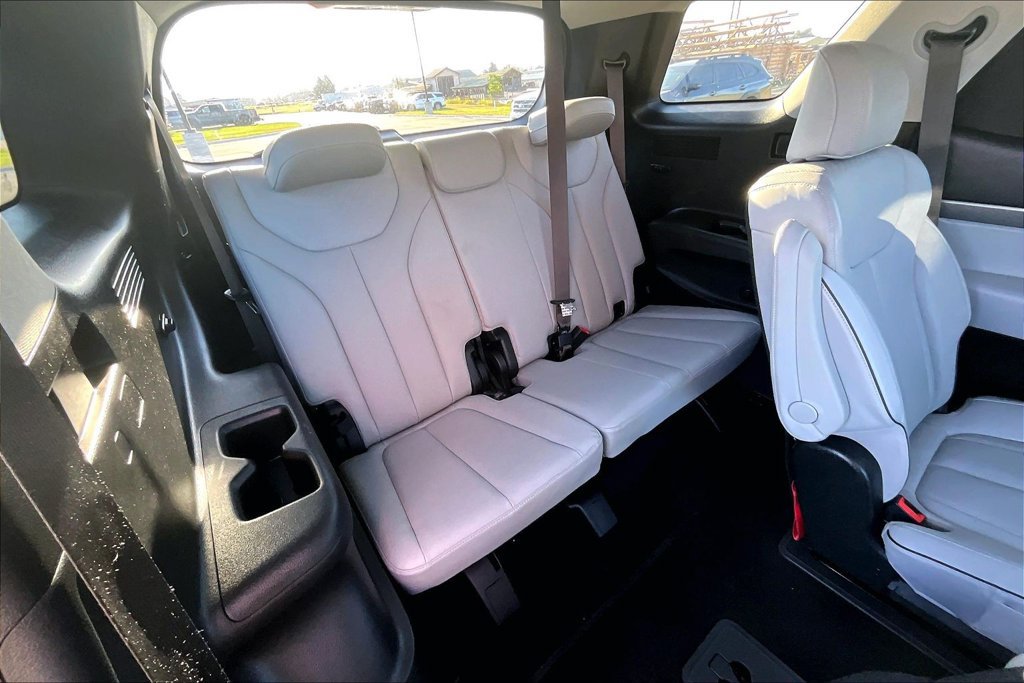 Used 2025 Hyundai Palisade SEL AWD/4WD image 27