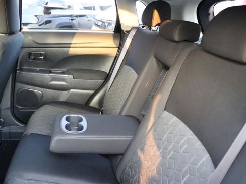 Used 2024 Mitsubishi Outlander Sport ES image 21