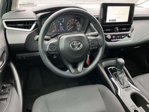 Certified 2025 Toyota Corolla LE FWD image 14