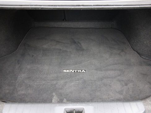 Used 2023 Nissan Sentra SV image 31