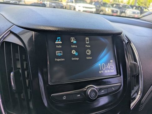 Used 2017 Chevrolet Cruze Premier FWD image 13