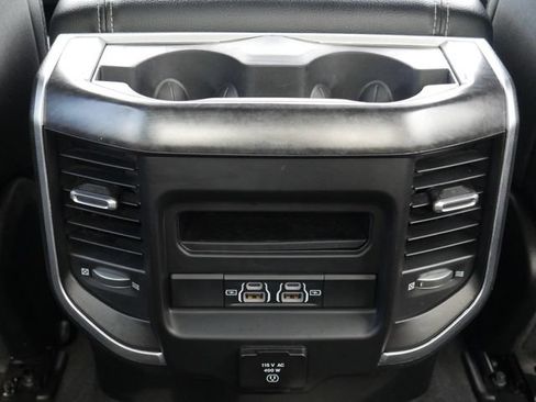 Used 2022 RAM 1500 Big Horn AWD/4WD image 28