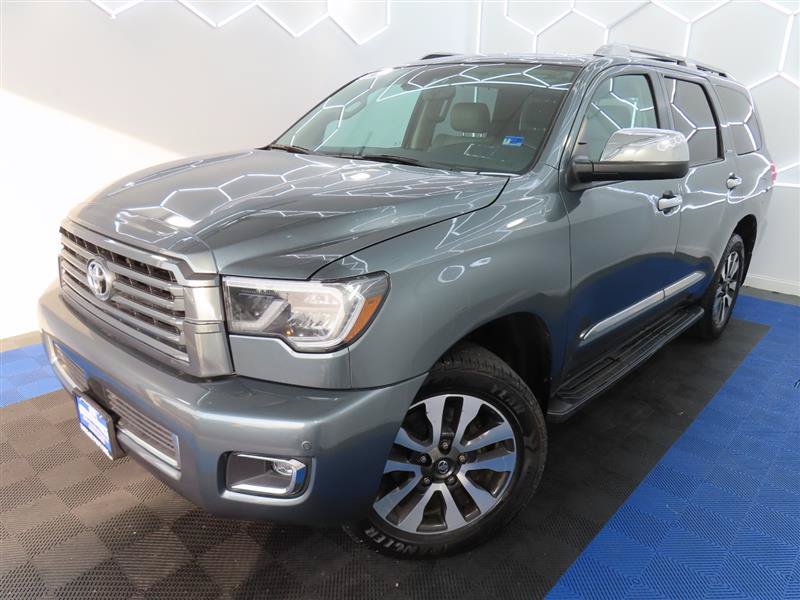 Used 2019 Toyota Sequoia Limited w/ Safety & Convenience Package AWD/4WD image 4