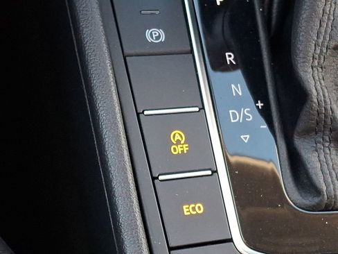 Used 2021 Volkswagen Jetta S w/ Driver Assistance Package image 19