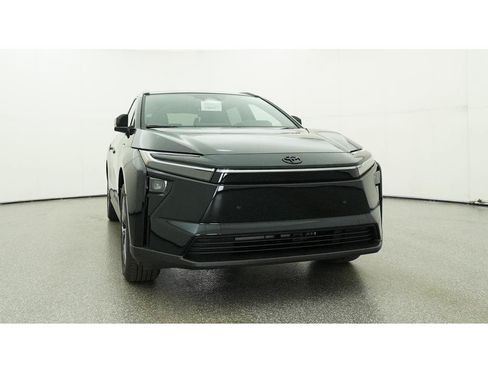 New 2026 Toyota bZ FWD image 30