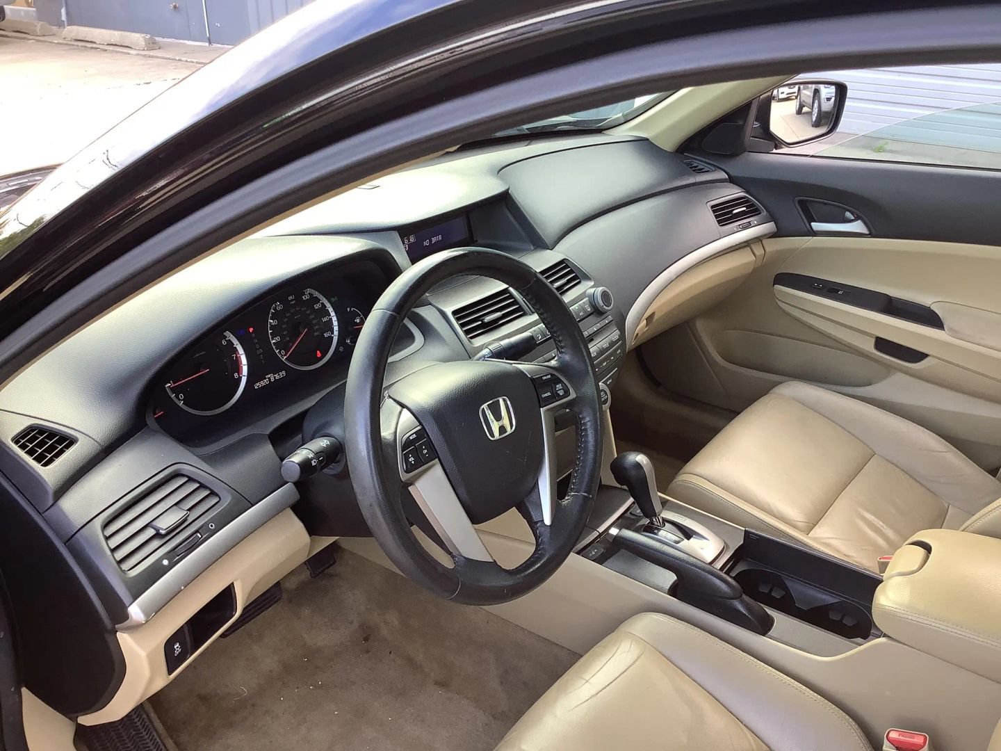 Used 2012 Honda Accord SE image 21