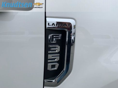 Used 2022 Ford F350 Lariat w/ Lariat Ultimate Package image 11