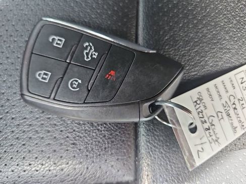 Used 2024 Chevrolet Silverado 1500 LT AWD/4WD image 28