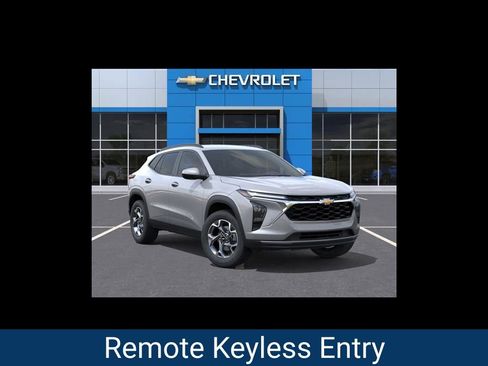 New 2026 Chevrolet Trax LT image 8