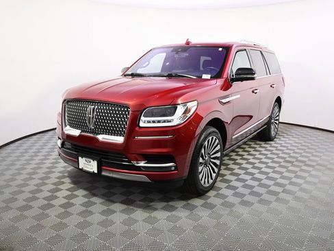 Used 2018 Lincoln Navigator Reserve w/ Technology Package image 36