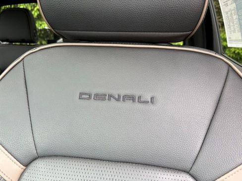 Used 2023 GMC Canyon Denali AWD/4WD image 29