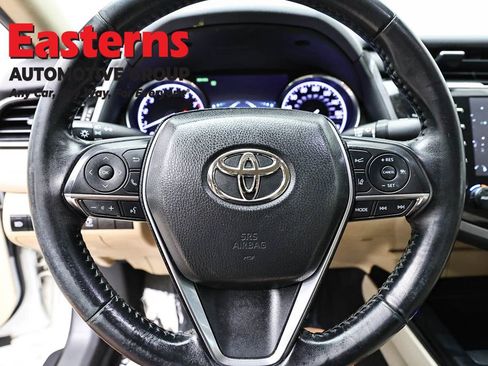 Used 2019 Toyota Camry XLE w/ Carpet Mat Package FWD image 10