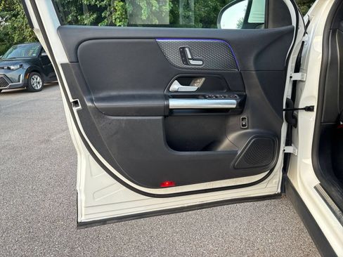 Used 2025 Mercedes-Benz GLA 250 image 18