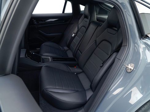 New 2026 Porsche Panamera 4 image 32