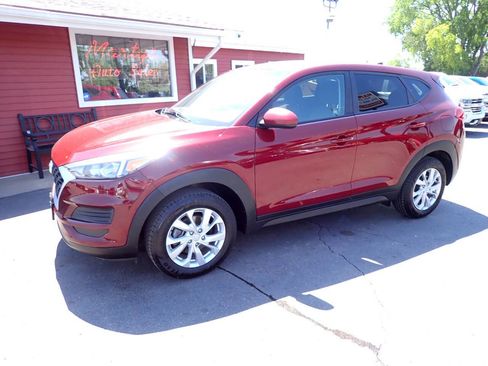 Used 2019 Hyundai Tucson SE AWD/4WD image 3