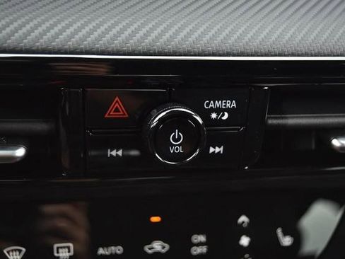 New 2026 Nissan Kicks SR w/ SR Premium Package image 17