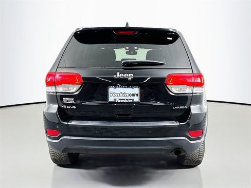 Used 2017 Jeep Grand Cherokee Laredo w/ Quick Order Package 23E image 6