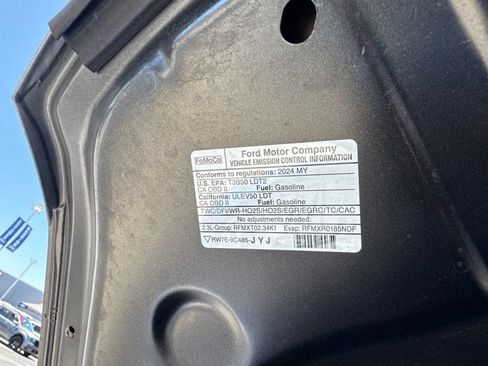 Used 2024 Ford Explorer XLT w/ Equipment Group 202A RWD image 23