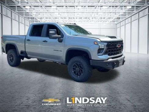 Certified 2024 Chevrolet Silverado 2500 ZR2 w/ ZR2 Bison Edition AWD/4WD image 2
