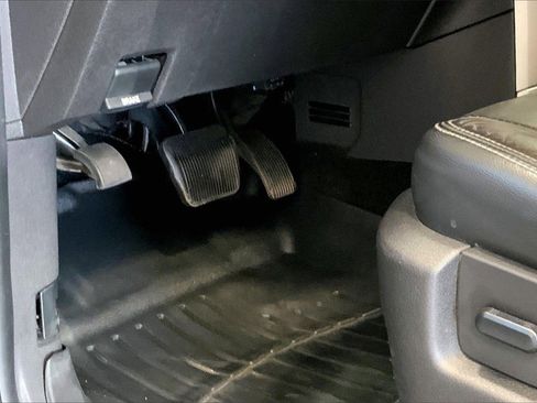 Used 2014 Ford F150 Lariat w/ Equipment Group 502A Luxury image 22