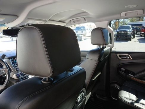 Used 2020 GMC Yukon XL Denali image 31