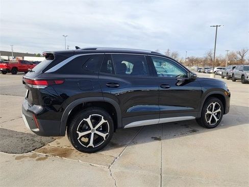 New 2026 Volkswagen Tiguan SE image 2