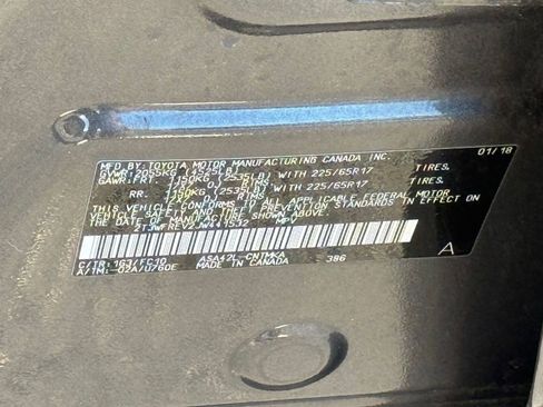 Used 2018 Toyota RAV4 XLE image 20