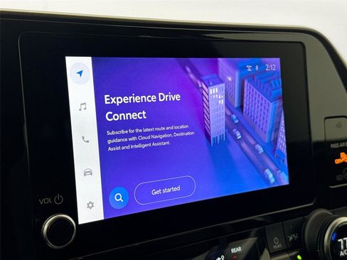 Certified 2023 Toyota Highlander LE image 23