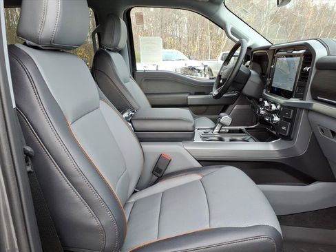 New 2025 Ford F150 Lariat w/ Equipment Group 502A High image 13