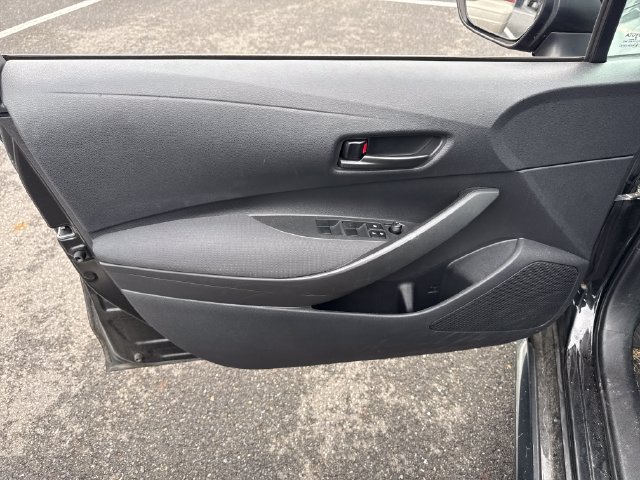 Used 2022 Toyota Corolla LE FWD image 21