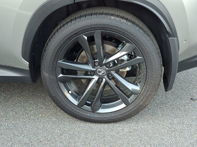 Used 2026 Lexus NX 450h+ AWD w/ Accessory Package (2T) image 8