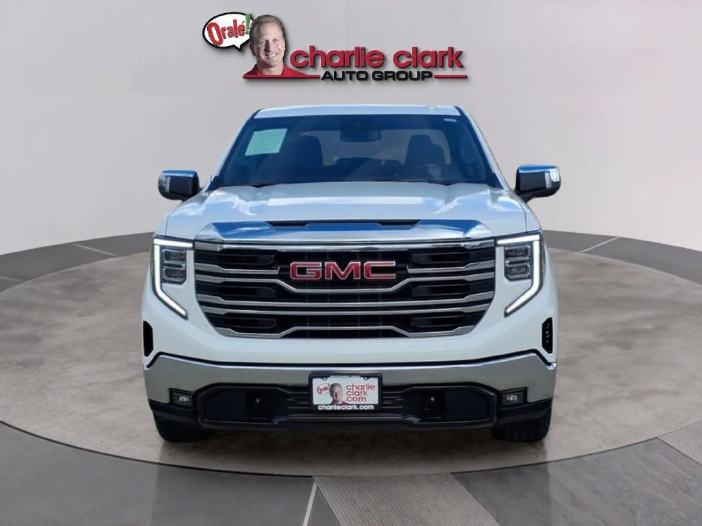 Used 2025 GMC Sierra 1500 SLT RWD image 8