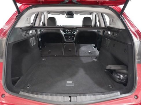 Used 2018 Alfa Romeo Stelvio AWD image 33