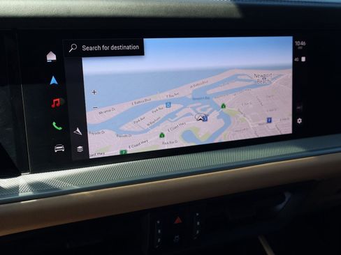 Certified 2024 Porsche Cayenne Coupe AWD/4WD image 18