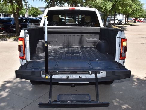Used 2023 Ford F150 Lariat w/ Trailer Tow Package AWD/4WD image 38