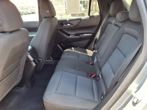 Used 2025 Chevrolet Equinox LT FWD image 11