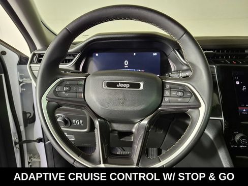 Used 2023 Jeep Grand Cherokee L Laredo AWD/4WD image 12