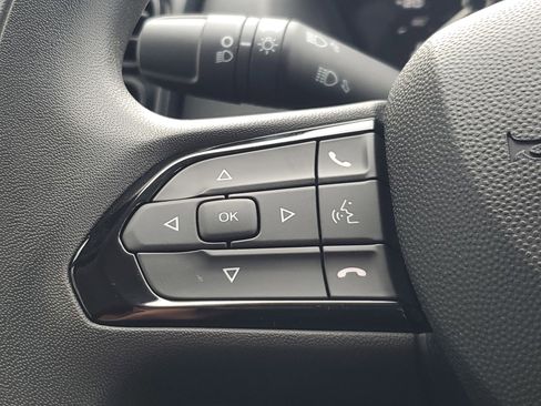 Used 2025 RAM ProMaster 2500 w/ Storage Group image 11