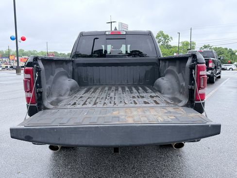 Used 2023 RAM 1500 Laramie AWD/4WD image 9